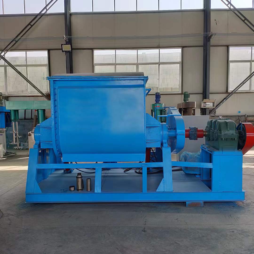 液压翻缸捏合机8