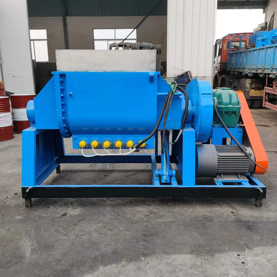 液压翻缸捏合机2